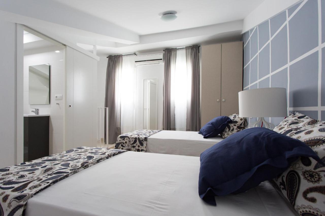 Apartamentos Alberto Lista 9 เซบีญา ภายนอก รูปภาพ