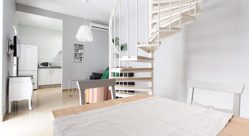 Apartamentos Alberto Lista 9 เซบีญา ภายนอก รูปภาพ