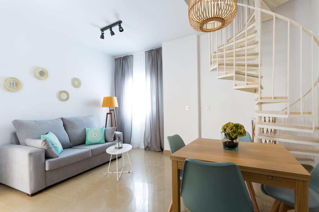 Apartamentos Alberto Lista 9 เซบีญา ภายนอก รูปภาพ
