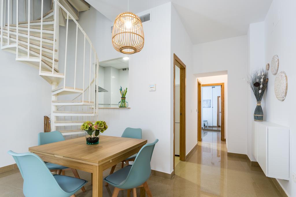 Apartamentos Alberto Lista 9 เซบีญา ภายนอก รูปภาพ