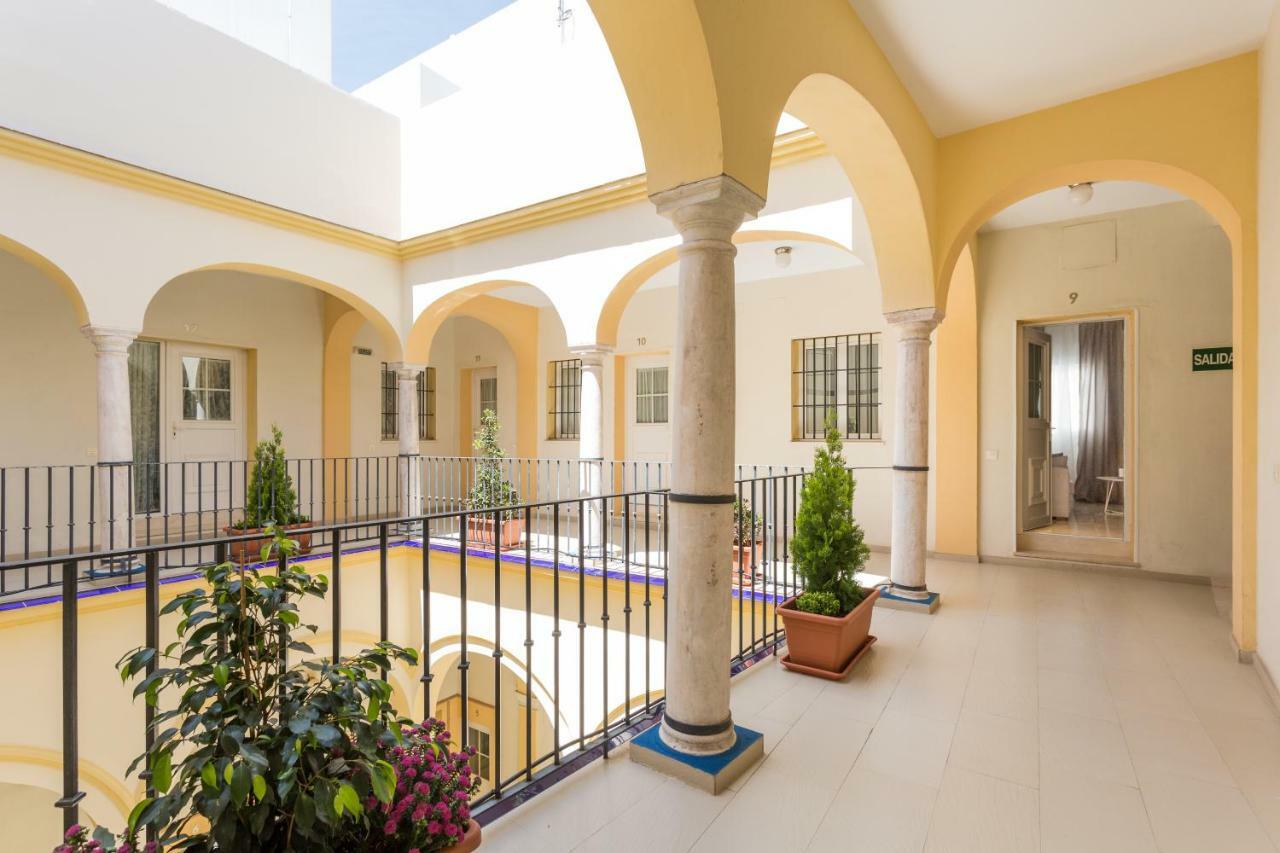 Apartamentos Alberto Lista 9 เซบีญา ภายนอก รูปภาพ